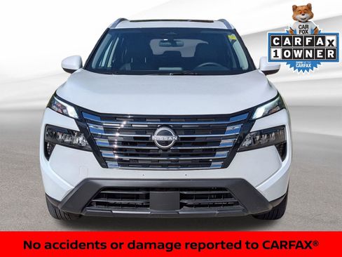 Certified 2025 Nissan Rogue SV w/ SV Premium Package AWD/4WD image 3