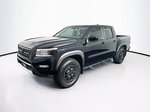 Used 2022 Nissan Frontier PRO-4X w/ Pro-4X Premium Package AWD/4WD image 3