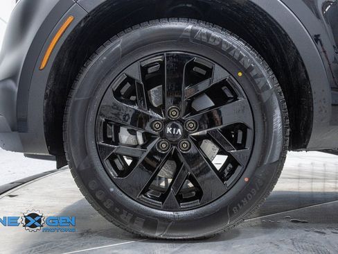 Used 2021 Kia Sorento S image 40