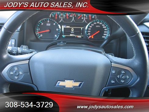 Used 2018 Chevrolet Tahoe LS w/ Skid Plate Package AWD/4WD image 16