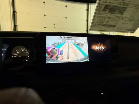 New 2026 Jeep Wrangler Unlimited Rubicon image 30