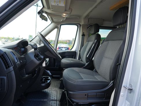 Used 2016 RAM ProMaster 1500 w/ Premium Appearance Group FWD image 12