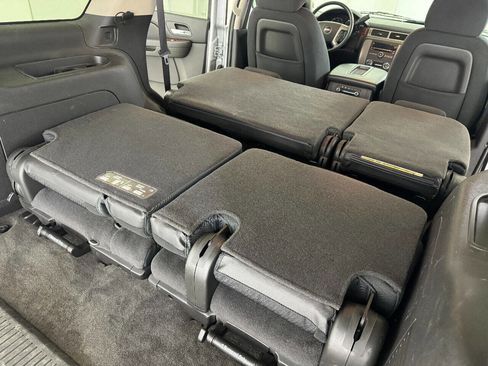 Used 2013 GMC Yukon SLE image 49