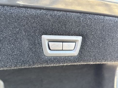 New 2026 BMW 750e xDrive w/ Luxury Rear Seating Package image 25