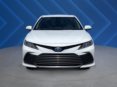 Used 2022 Toyota Camry LE FWD image 8