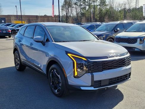New 2026 Kia Sportage S AWD/4WD image 3