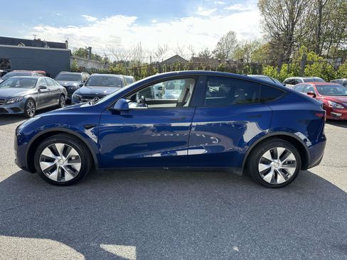 Used 2021 Tesla Model Y Long Range AWD/4WD image 6