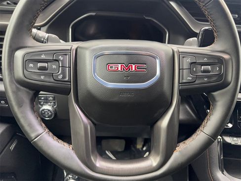 Used 2025 GMC Sierra 1500 AT4 image 59