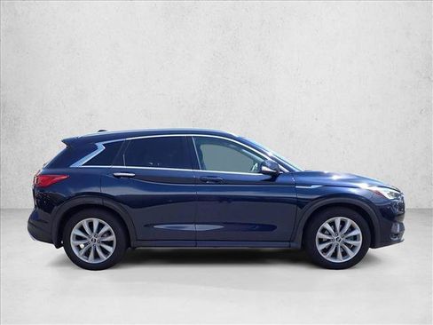 Used 2019 INFINITI QX50 Essential w/ Premium Heat Package AWD/4WD image 4