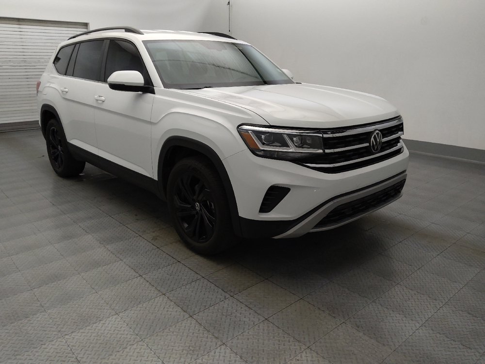 Used 2023 Volkswagen Atlas SE w/ Black Wheel Package FWD image 13