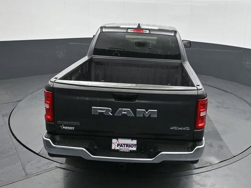 New 2026 RAM 1500 4x4 Crew Cab image 31
