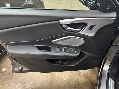 Certified 2023 Acura RDX w/ Technology Package image 11