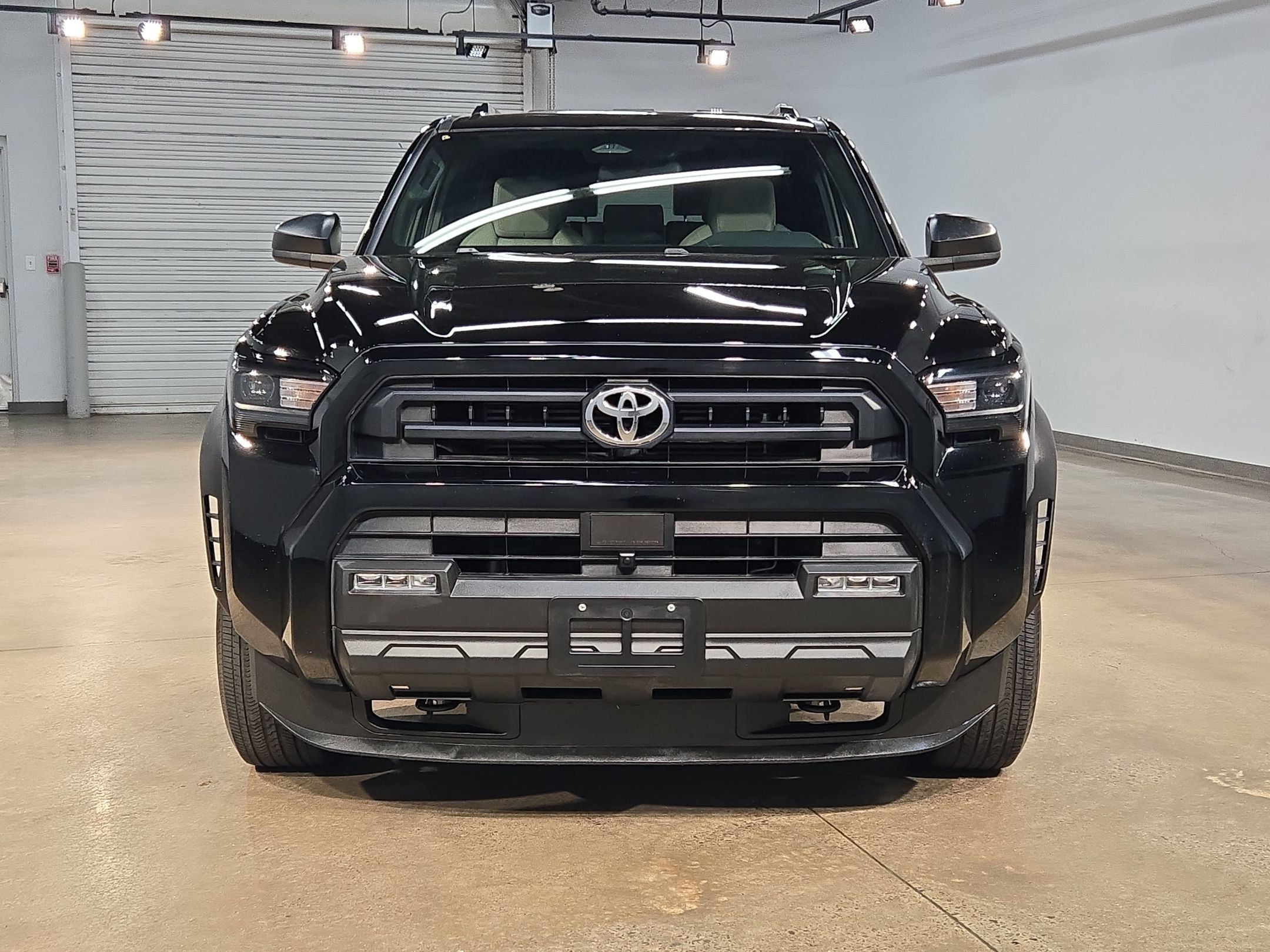 Certified 2025 Toyota 4Runner SR5 AWD/4WD image 2