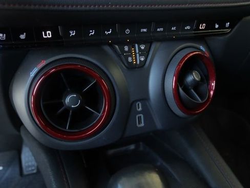 Used 2021 Chevrolet Blazer RS w/ Enhanced Convenience Package image 19