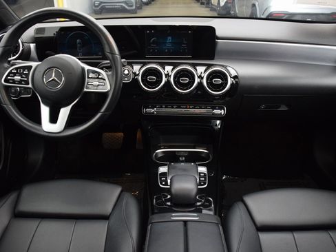 Used 2020 Mercedes-Benz A 220 image 20
