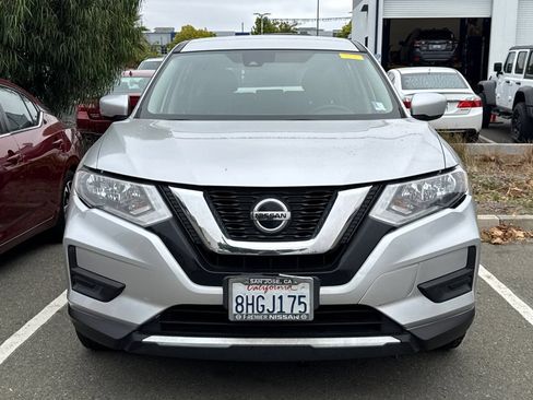 Used 2019 Nissan Rogue S FWD image 3