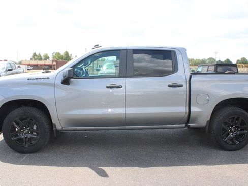New 2026 Chevrolet Silverado 1500 Custom w/ LPO, Dark Essentials Package AWD/4WD image 6