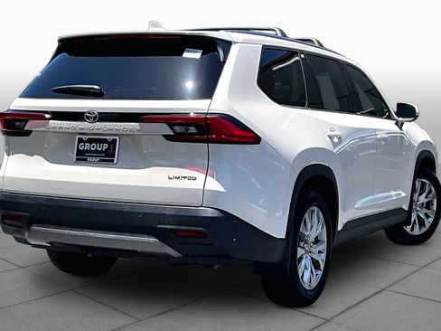 Used 2024 Toyota Grand Highlander FWD image 13