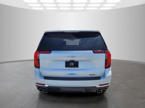 New 2026 GMC Yukon XL Denali w/ Denali Reserve Package AWD/4WD image 5