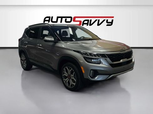 Used 2021 Kia Seltos SX w/ SX Sunroof Package AWD/4WD image 1
