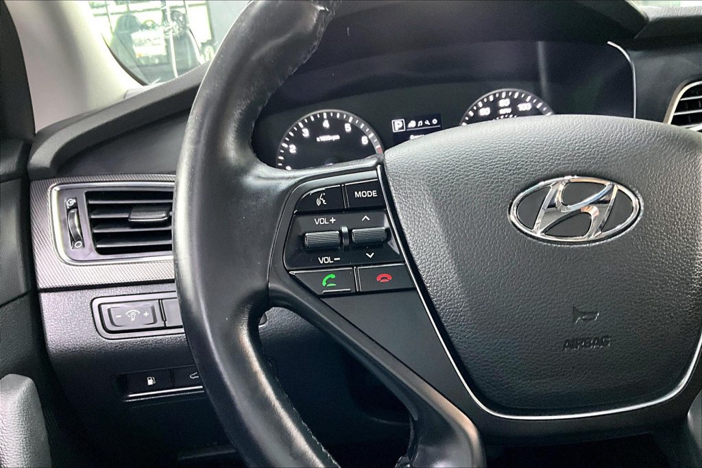Used 2017 Hyundai Sonata Sport w/ Value Edition Package 02 FWD image 10