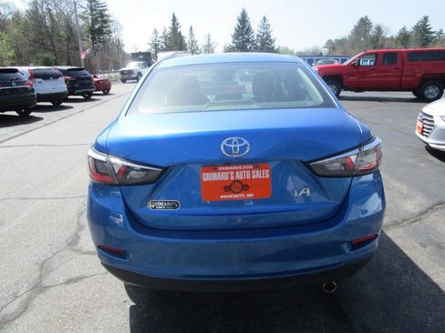 Used 2017 Toyota Yaris iA image 14