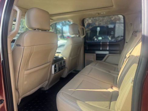 Used 2017 Ford F150 Lariat image 15