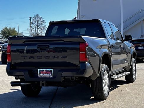 New 2025 Toyota Tacoma SR5 image 4