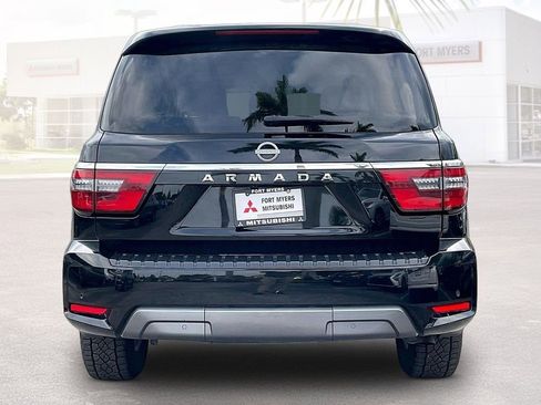 Used 2024 Nissan Armada SV AWD/4WD image 16