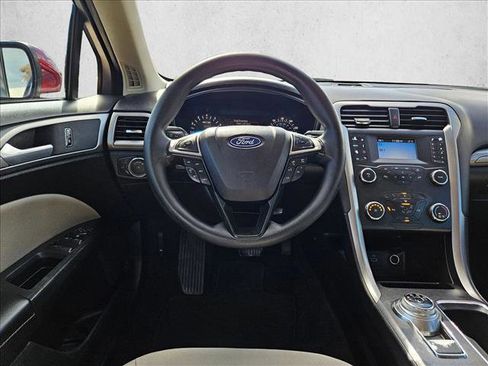 Used 2020 Ford Fusion S image 11