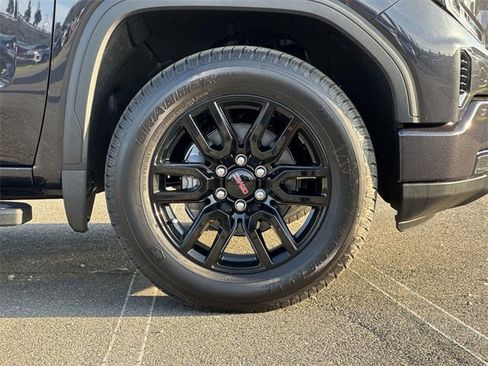 New 2026 GMC Sierra 1500 Elevation image 30