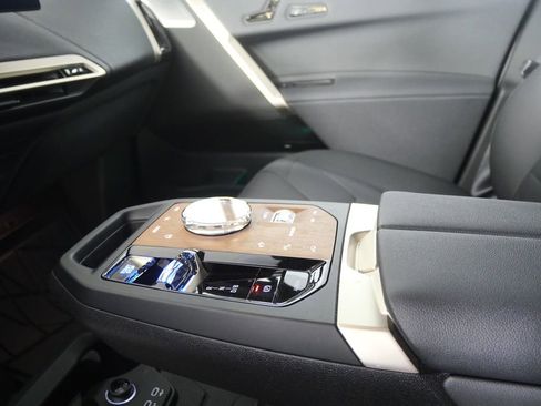 Used 2023 BMW iX M60 w/ Executive Package image 25