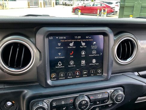 Used 2023 Jeep Wrangler Unlimited Sahara w/ Cold Weather Group AWD/4WD image 31