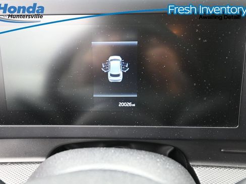 Used 2025 Kia Sportage LX FWD image 14