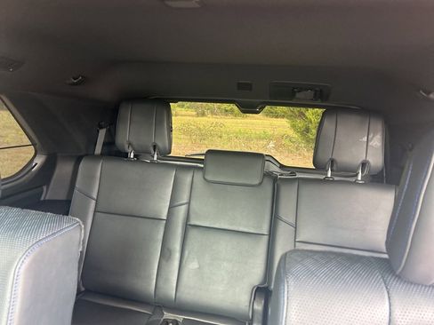 Used 2023 Toyota Sequoia Platinum image 33