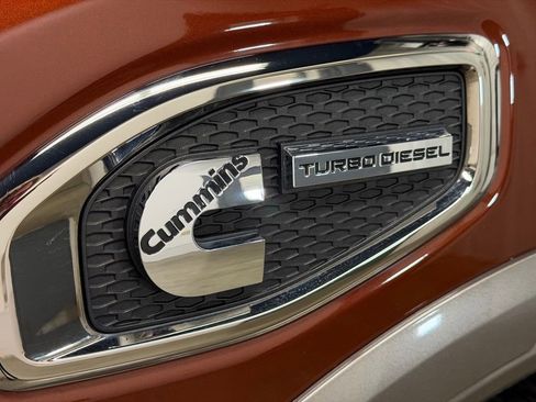 Used 2018 Nissan Titan Platinum Reserve w/ Platinum Utility Package image 35