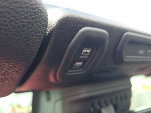 Used 2023 Jeep Wrangler Unlimited Sport w/ Sun And Sound Package AWD/4WD image 35