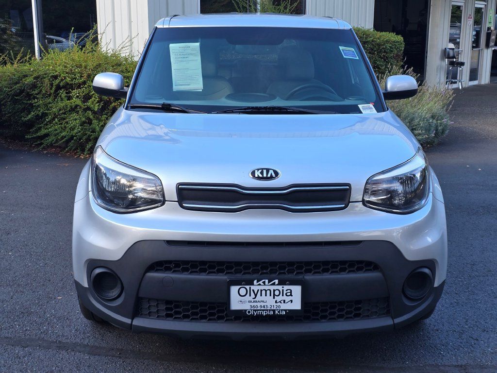 Used 2017 Kia Soul FWD image 2