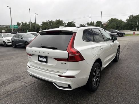 Certified 2024 Volvo XC60 B5 Plus w/ Protection Package Premier AWD/4WD image 8