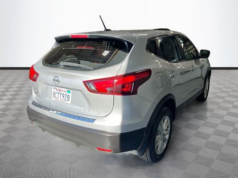 Used 2017 Nissan Rogue Sport S w/ S Appearance Package FWD image 6