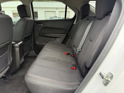 Used 2015 Chevrolet Equinox LS FWD image 21
