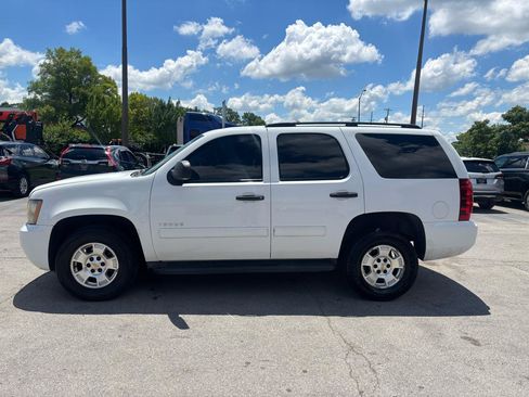 Used 2010 Chevrolet Tahoe LS w/ Convenience Package AWD/4WD image 6