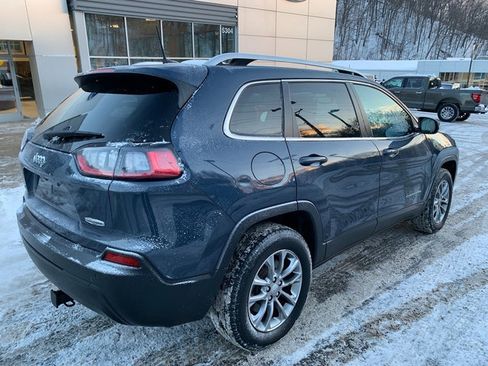 Used 2020 Jeep Cherokee Latitude Plus w/ Comfort/Convenience Group image 2