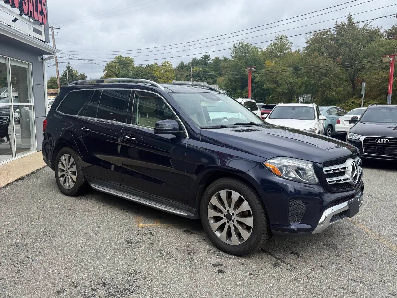 Used 2019 Mercedes-Benz GLS 450 4MATIC image 3