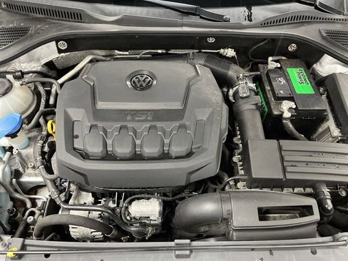 Used 2020 Volkswagen Passat 2.0T R-Line image 35