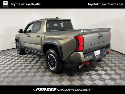 Certified 2025 Toyota Tacoma TRD Off-Road image 13