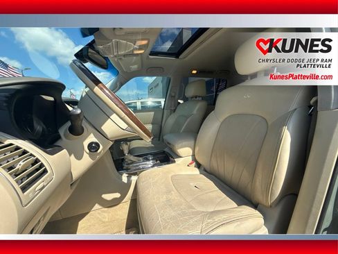 Used 2012 INFINITI QX56 4WD w/ Deluxe Touring Pkg image 12