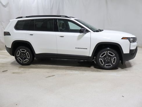 New 2026 Jeep Cherokee Limited image 8