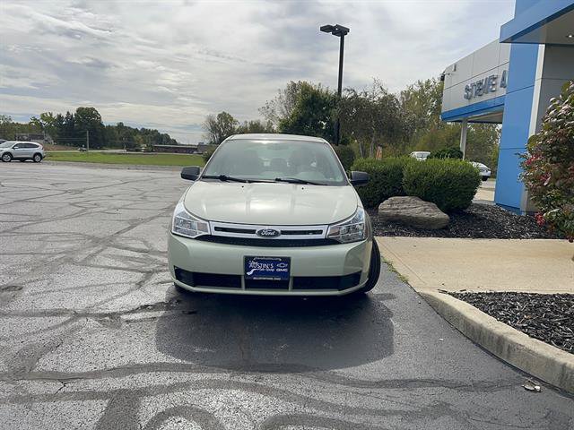 Used 2010 Ford Focus S FWD image 2