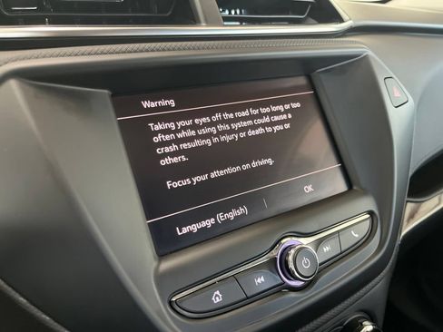 Used 2022 Chevrolet TrailBlazer LT AWD/4WD image 11